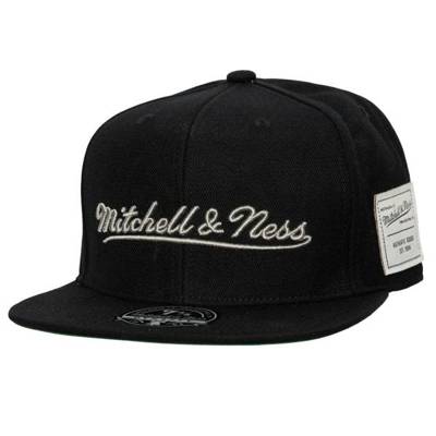 Hop on Fitted Los Angeles Lakers