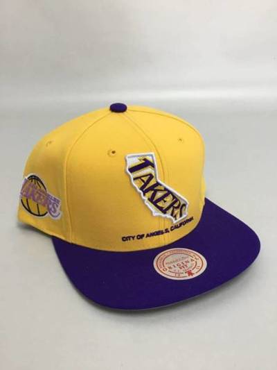 Mitchell and Ness LA Lakers HWC M&N Team 2 Tone 2.0 Fitted Lght Blue