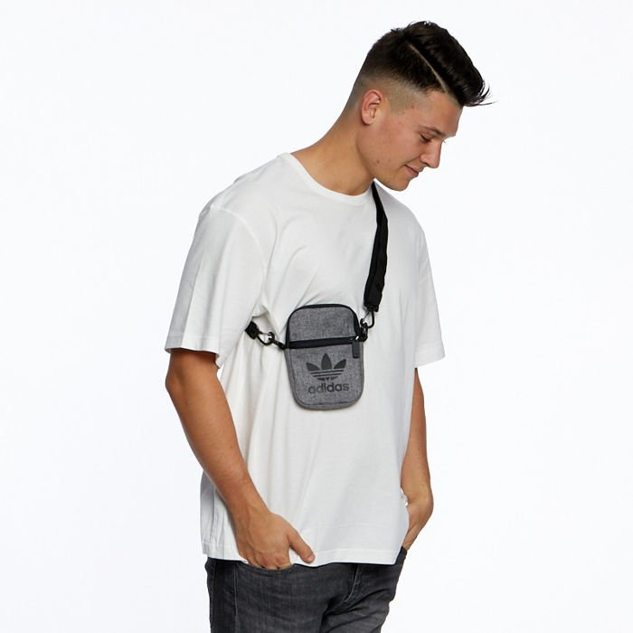 Adidas Originals smallbag Mel Fest Bag black/white | Bludshop.com