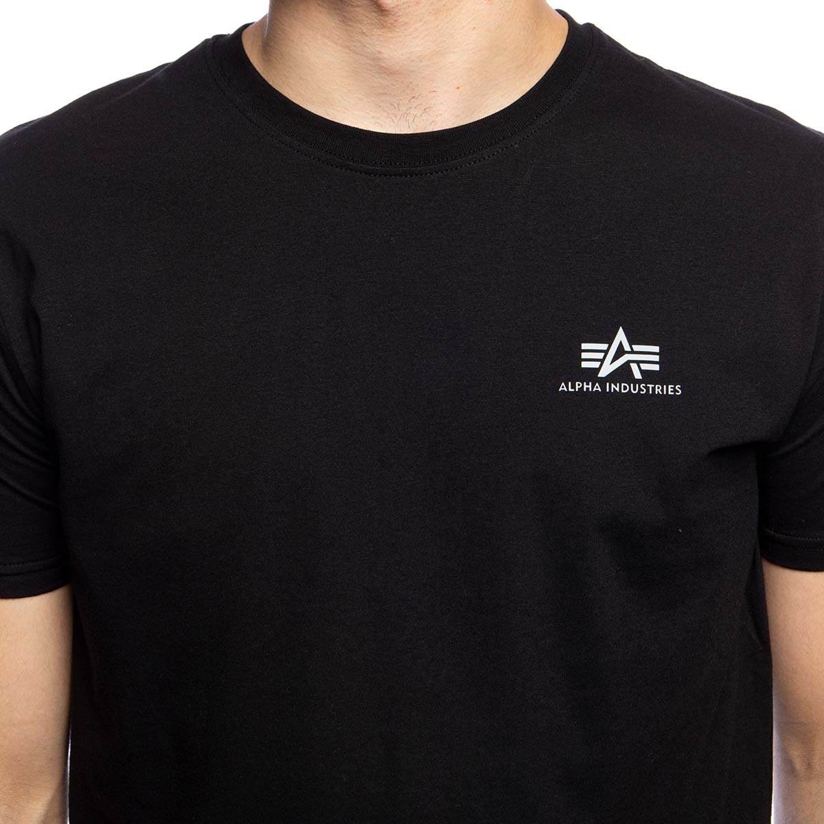 Alpha Industries Basic Small Logo Reflective Print T-shirt black | T-Shirts