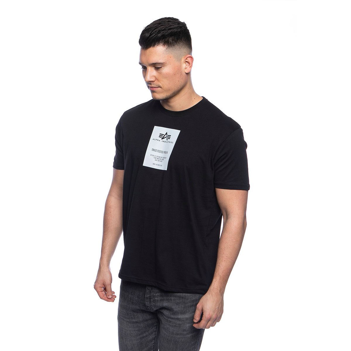 Alpha Industries Reflective Label T-shirt black | Bludshop.com