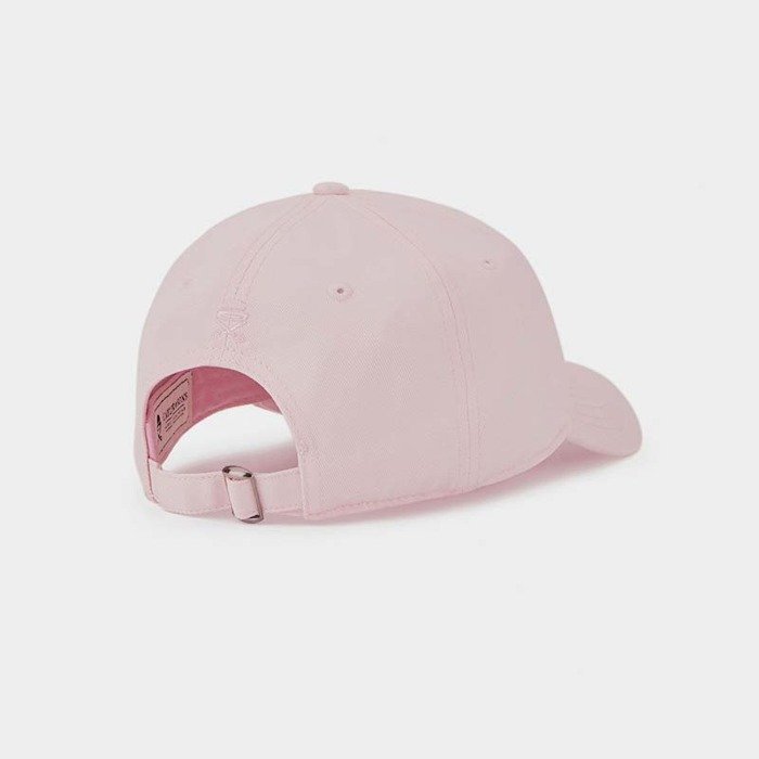 pale pink cap