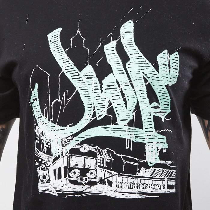 JWP T-shirt Hometown black | Bludshop.com