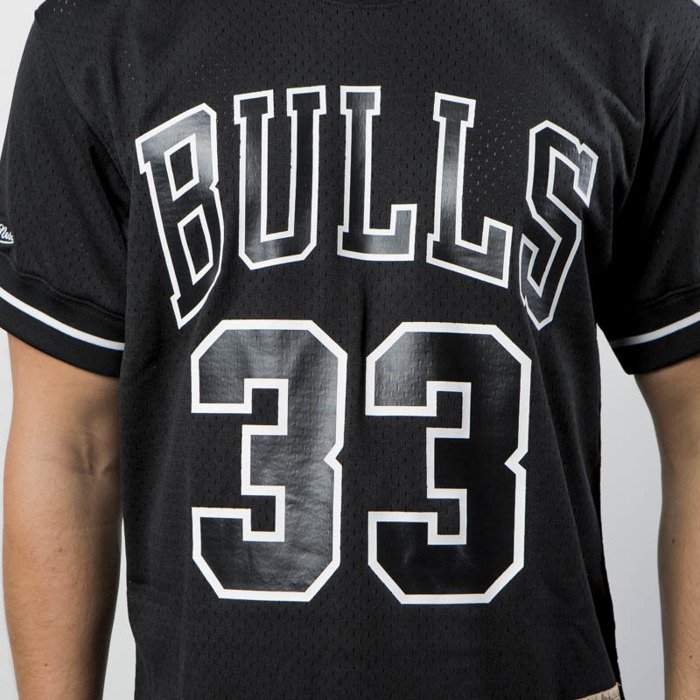 Mitchell & Ness Chicago Bulls #33 Scottie Pippen black / white