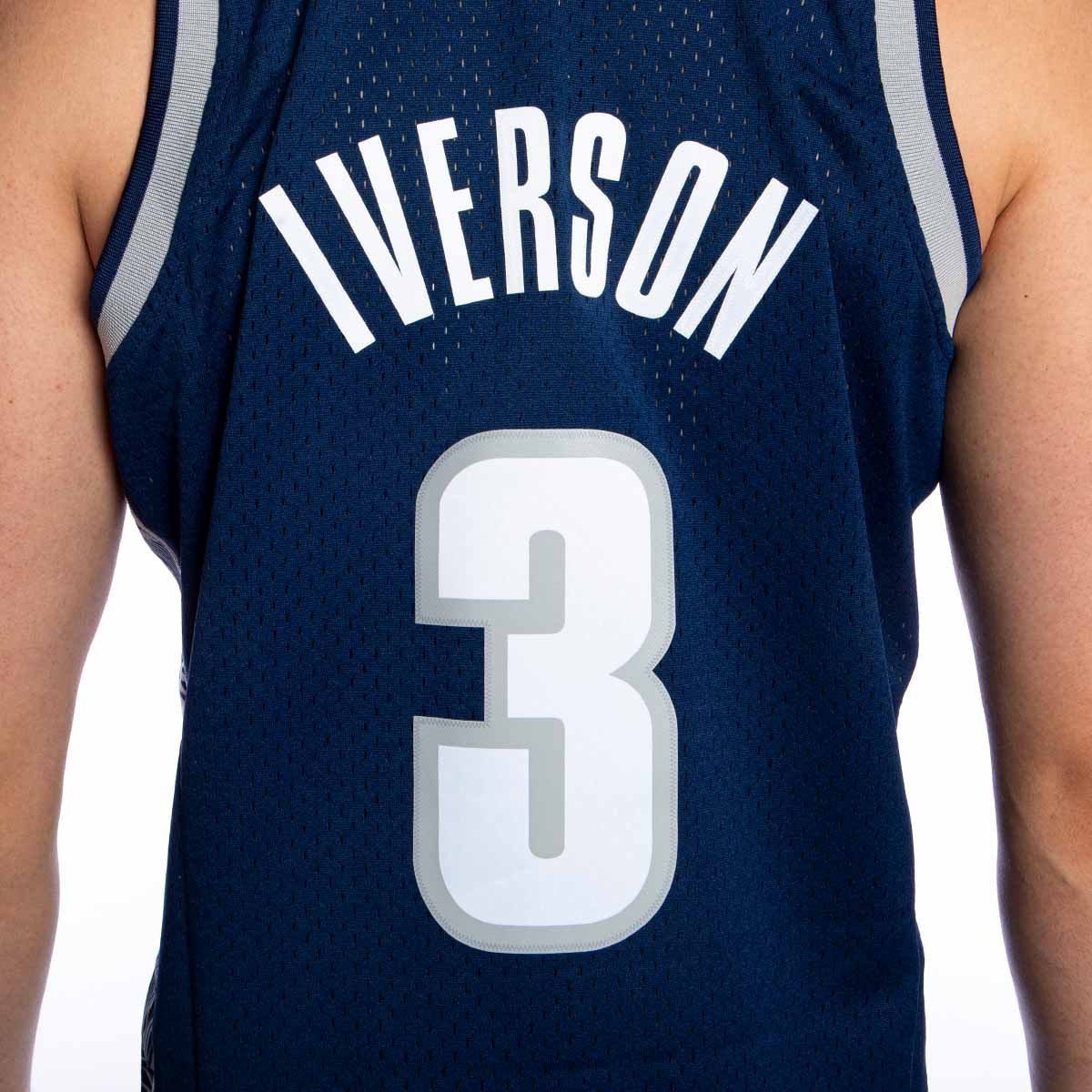 iverson georgetown jersey mitchell and ness