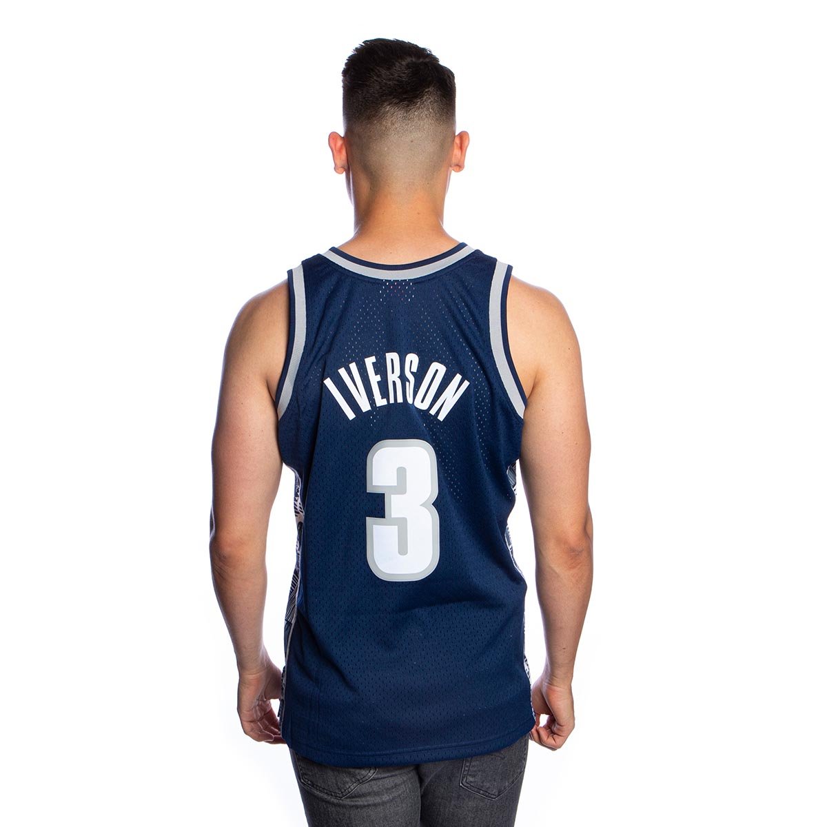 mitchell and ness iverson