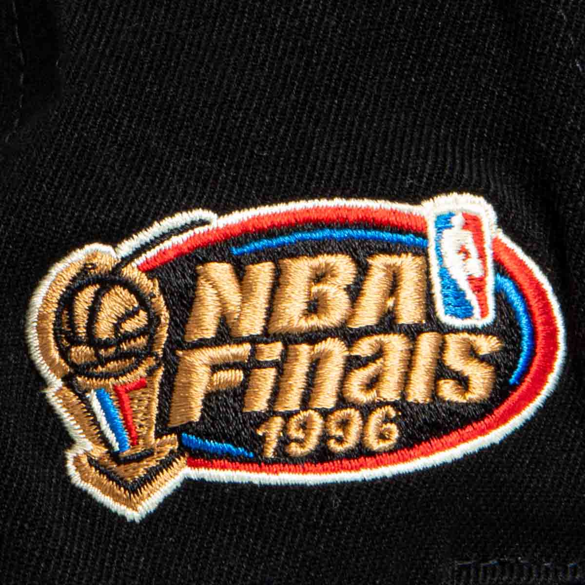 Mitchell & Ness 1996 NBA Finals Patch HWC Chicago Bulls Snapback