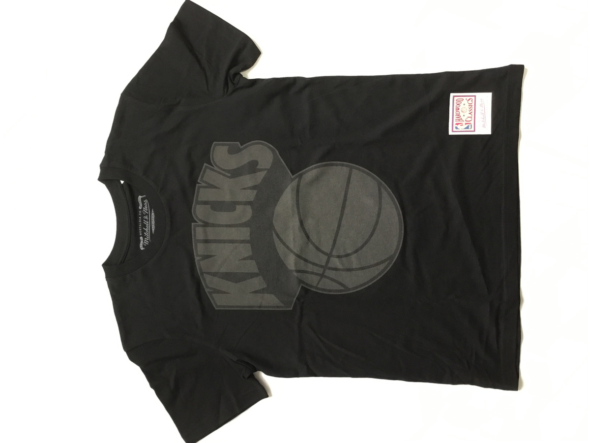 T-shirt Mitchell & Ness New York Knicks Black Tonal Print Tee black ...