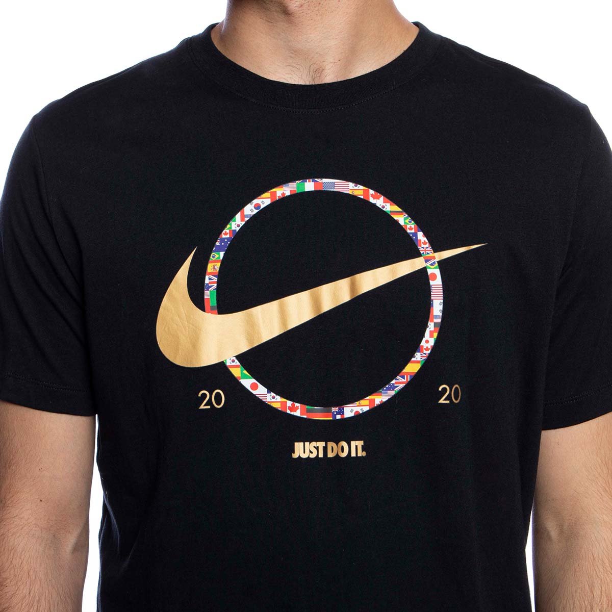 nike nsw swoosh tee