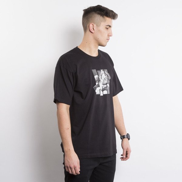 UNDEFEATED t-shirt SLEEPER HOLD TEE black | Bludshop.com