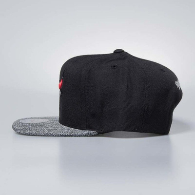 Czapka Mitchell & Ness snapbeck Chicago Bulls black Woven TC