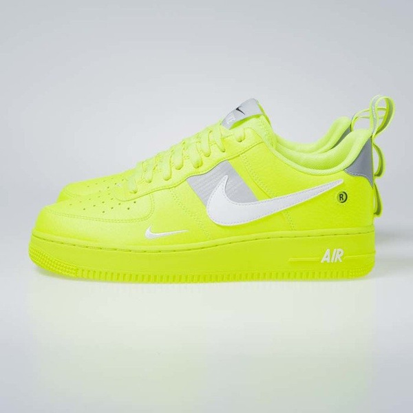 Sneakers buty Nike Air Force 1 '07 LV8 Untility volt / white-black-wolf grey (AJ7747-700)