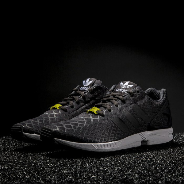 Sneakers buty Adidas Originals ZX Flux Techfit shadow black / white (S75488)