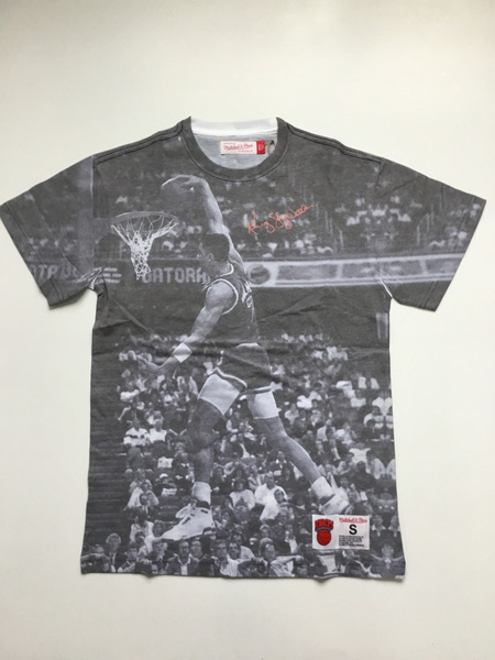 T-shirt Mitchell & Ness New York Knicks Kenny Walker Above The Rim Sublimated Tee grey