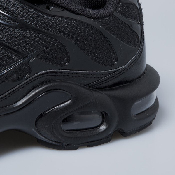 Sneakers buty Nike Air Max Plus black / black - black 604133-050