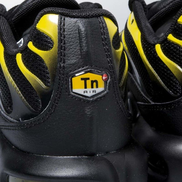 Sneakers buty Nike Air Max Plus black / white - vivid sulfur 852630-020
