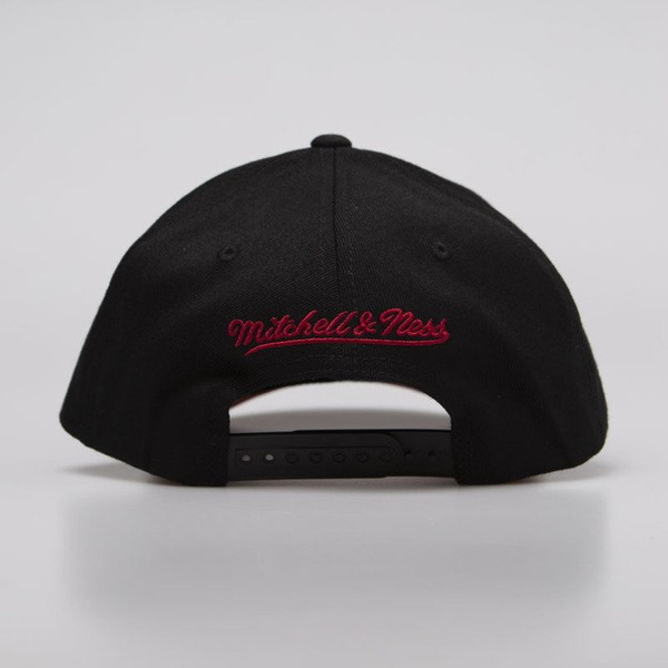 Czapka Mitchell & Ness snapback Miami Heat black Chrome Logo Snapback