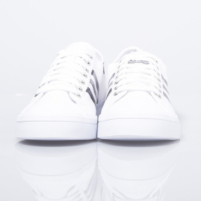 Sneakers buty Adidas Originals CourtVantage white / black (S78765)