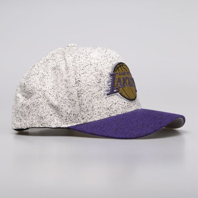 Czapka Mitchell & Ness snapback Los Angeles Lakers white / purple No Rest Snapback