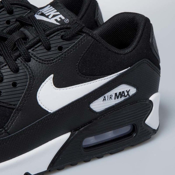 Sneakers buty Nike WMNS Air Max 90black / white 325213-047