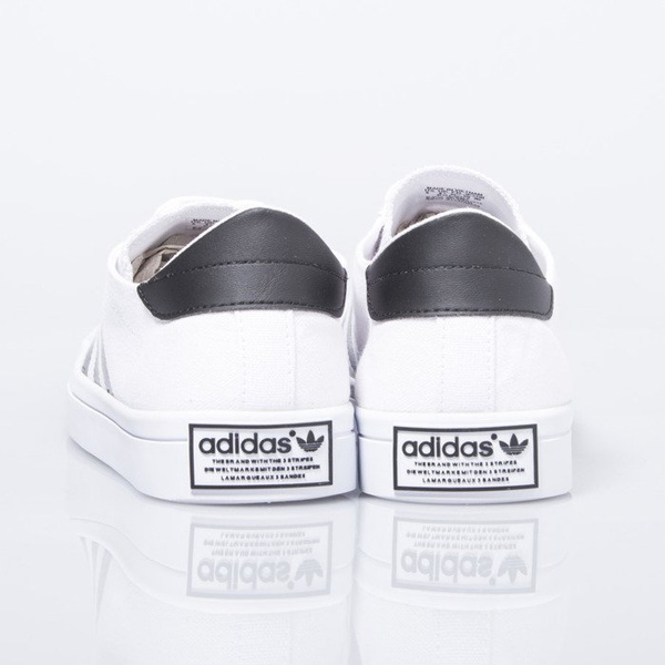 Sneakers buty Adidas Originals CourtVantage white / black (S78765)