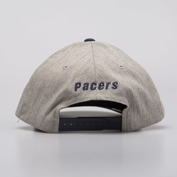 Czapka Mitchell & Ness snapback Indiana Pacers grey / navy Hometown Snapback