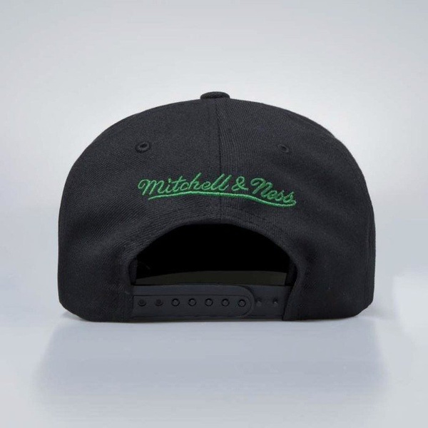 Czapka Mitchell & Ness snapback Boston Celtics black Wool Solid