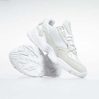 Sneakers WMNS Adidas Originals Falcon W ftwr white / crystal white (B28128)