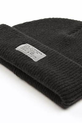 Czapka zimowa Levi's Seasonal Fuzzy Knit Beanie czarna