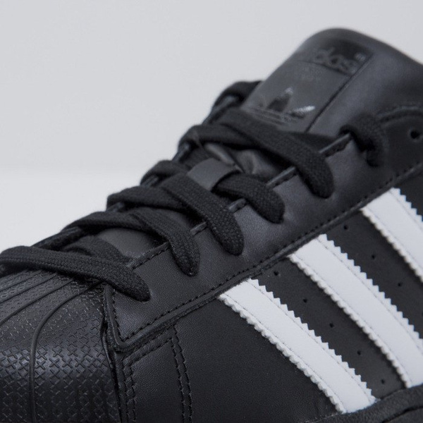 Sneakers buty Adidas Originals Superstar Foundation black / white (B27140)