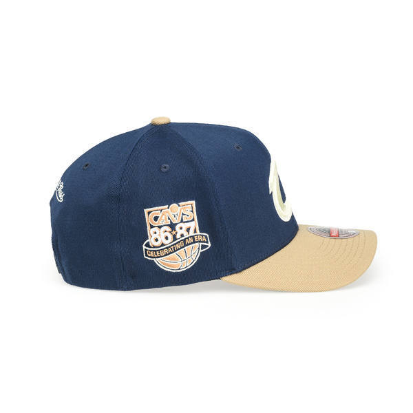 Czapka Mitchell & Ness NBA Sand Storm Classic Red Cleveland Cavaliers navy sand