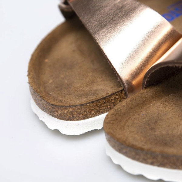 Klapki damskie Birkenstock Arizona BS Narrow Fit złote  (metallic copper 0952093)