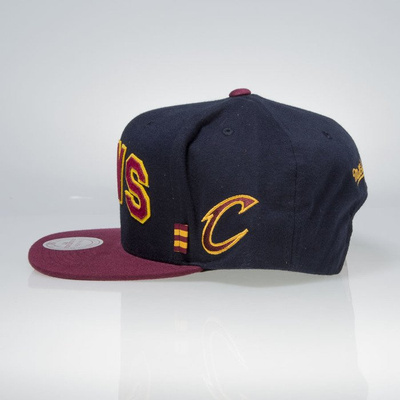 Mitchell & Ness snapback cap Cleveland Cavaliers navy / maroon VV24Z TRAINING ROOM