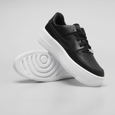 Sneakers buty damskie Nike Air Force 1 Sage Low black / black-white (AR5339-002)