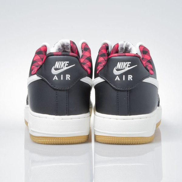 Sneakers buty Nike Air Force 1 '07 LV8 black / sail-action red-gum light (718152-015)