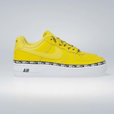 Sneakers Nike Air Force 1 '07 LV8 Untility team orange / white-black (AJ7747-800)