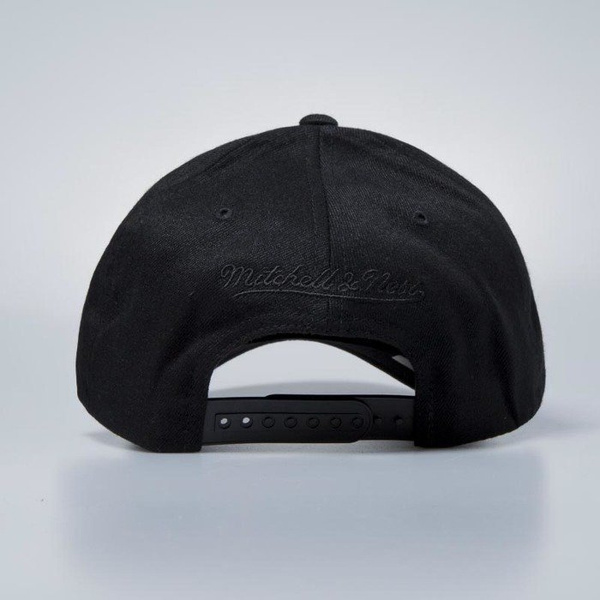 Czapka Mitchell & Ness snapback Boston Celtics black Flexfit 110