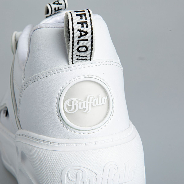Buty Buffalo London Flat SMPL Shoes białe (BN16303791)