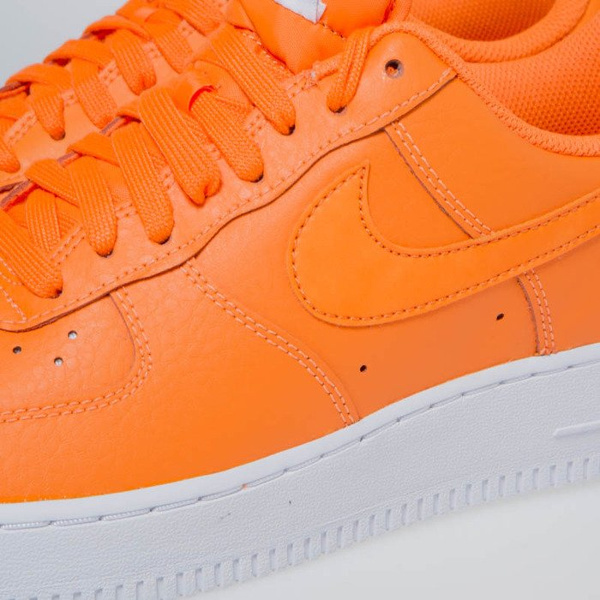 Sneakers buty Nike Air Force 1 '07 LV8 JDI LTHR total orange (BQ5360-800)
