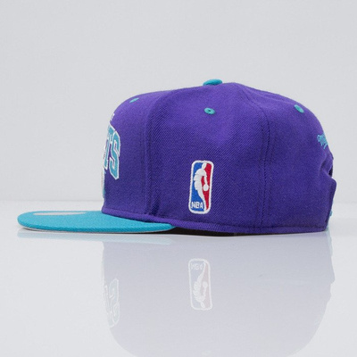 Mitchell & Ness cap snapback Charlotte Hornets purple Team Arch NA80Z
