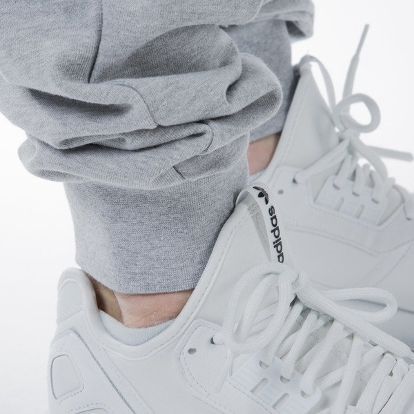 Spodnie dresowe Majestic Athletic Garten Cuffed Hem Jogger New York Yankees marl grey (MNY1440E2)