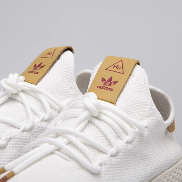 Sneakers damskie buty Adidas Originals Pharrell Williams Tennis Hu ftwwht/ftwwht/rawsan (D96444)