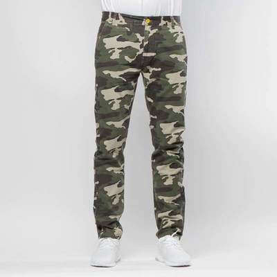 Backyard Cartel spodnie Chinos Label tapered fit woodland camo