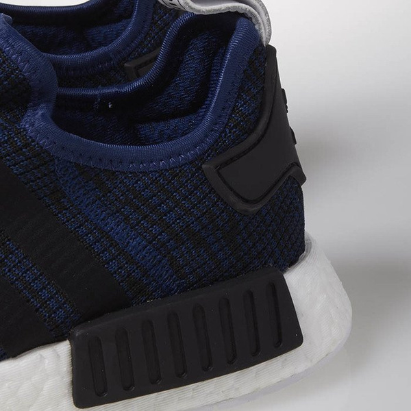 Sneakers buty Adidas Originals NMD_R1 mystery blue / core black / collegiate navy BY2775