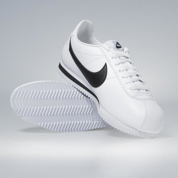 Sneakers buty Nike Classic Cortez Leather white / black 749571-100