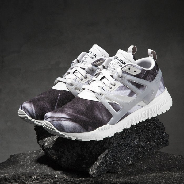 Sneakers buty Reebok Classic Ventilator Adapt Graphic steel / black / chalk (V69419)