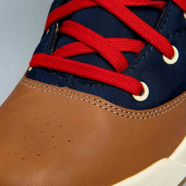 Reebok Classic buty zimowe WMNS F/S Hi Puff Boot granatowe (M41902)