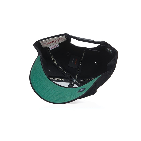 Czapka Mitchell & Ness snapback Boston Celtics black Front Line Snapback