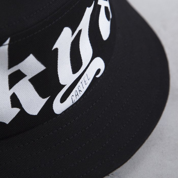 Backyard Cartel kapelusz bucket hat Gothica black