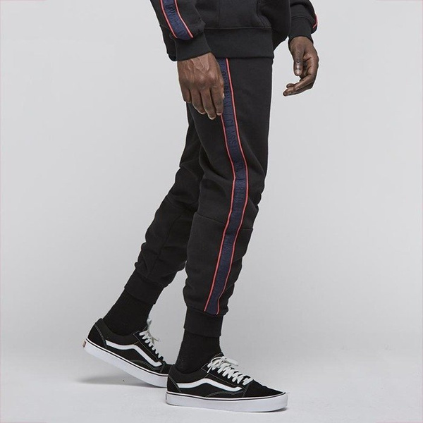 Cayler & Sons spodnie dresowe Black Label Worldwide Classic Sweatpants black / red